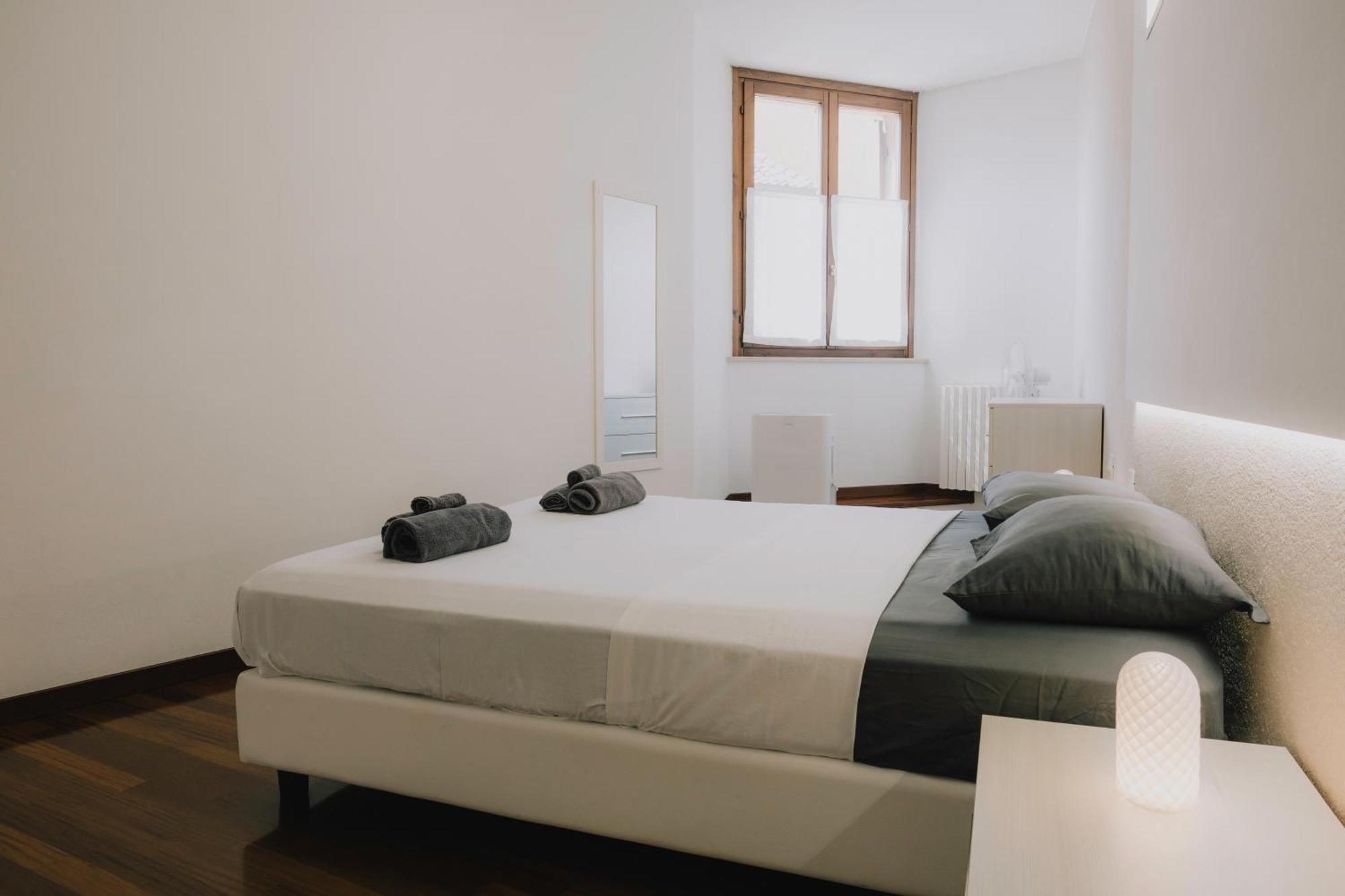Cavour Luxury Apartments Verona Esterno foto